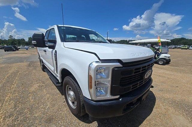 2024 Ford F-250 Super Duty XL — photo 1 of 28