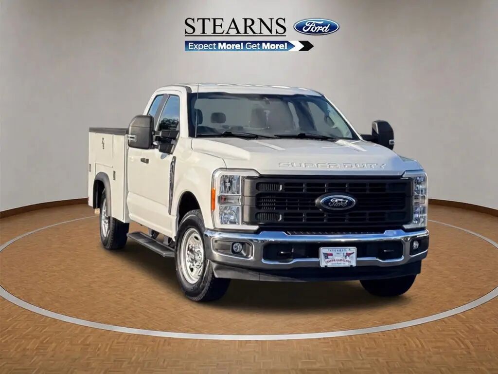 2023 Ford F-250 Super Duty XL — photo 1 of 13