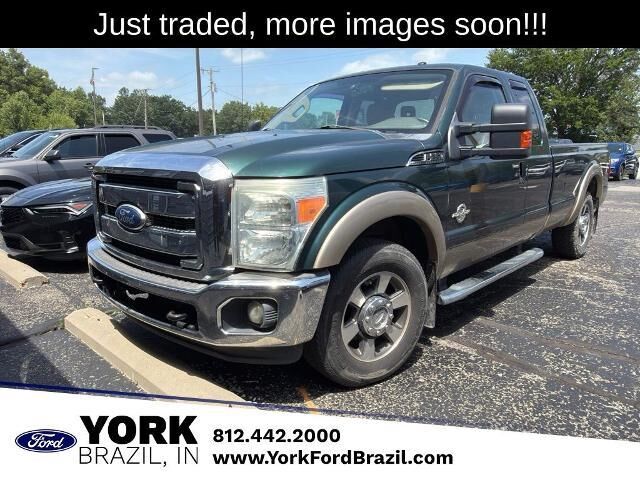 2011 Ford F-250 Super Duty Lariat — photo 1 of 26
