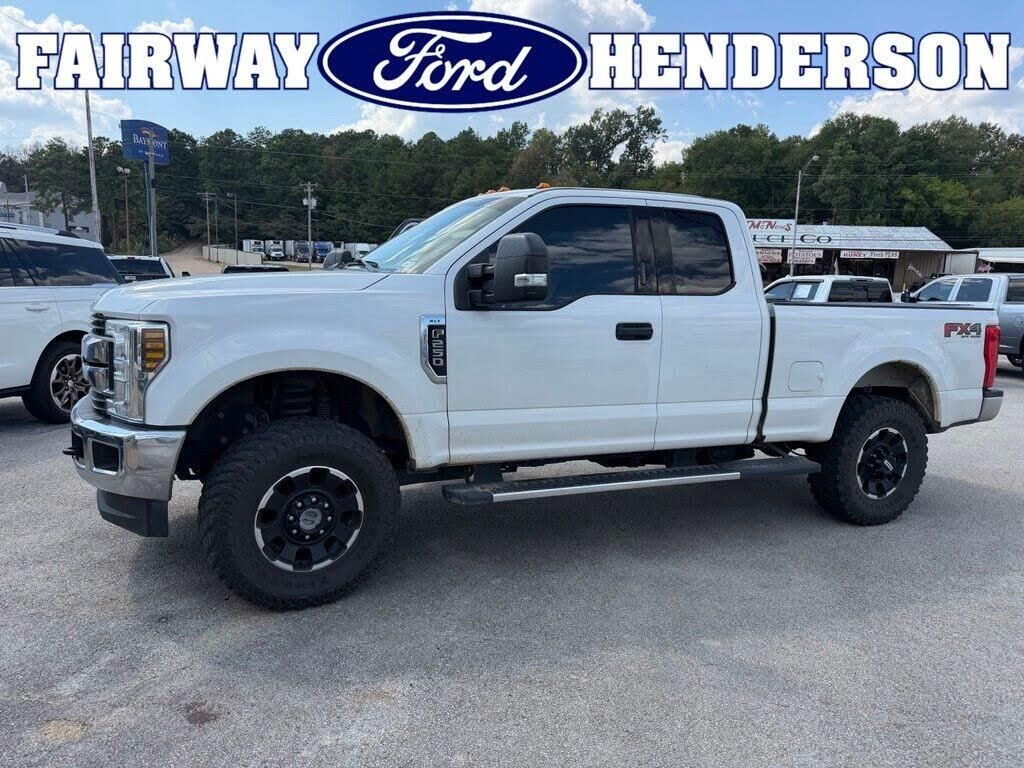 2019 Ford F-250 Super Duty XLT — photo 1 of 4