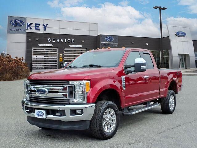 2017 Ford F-250 Super Duty XLT — photo 1 of 1