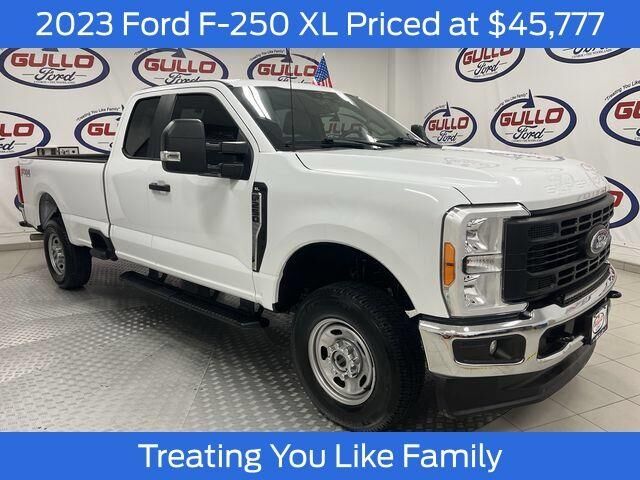 2023 Ford F-250 Super Duty XL — photo 1 of 13