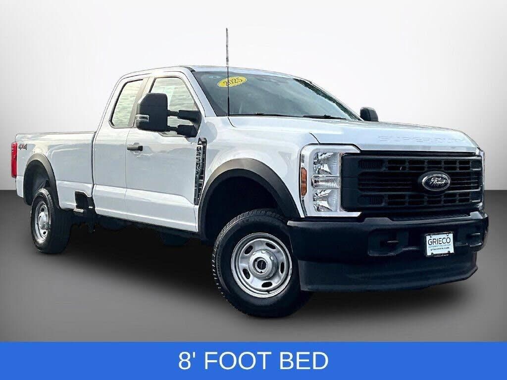 2025 Ford F-250 Super Duty XL — photo 1 of 1