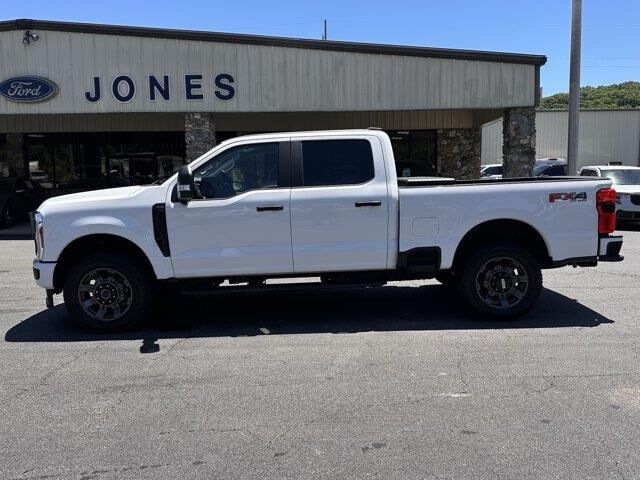 2024 Ford F-250 Super Duty XL — photo 1 of 13