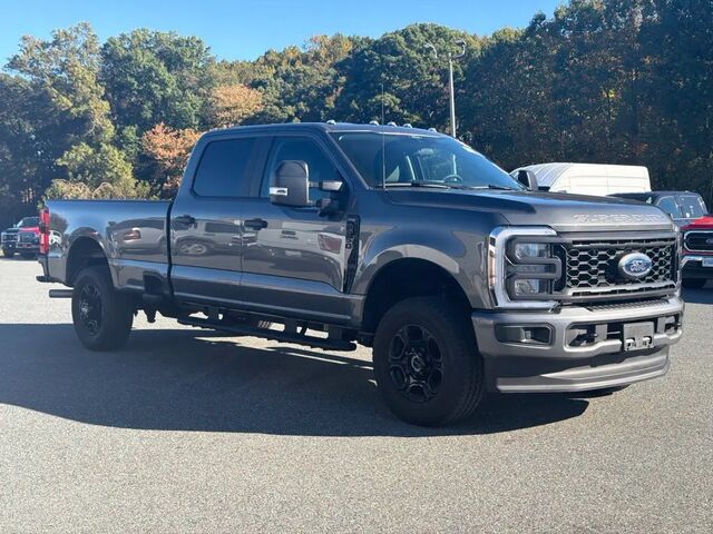 2025 Ford F-250 Super Duty XL
