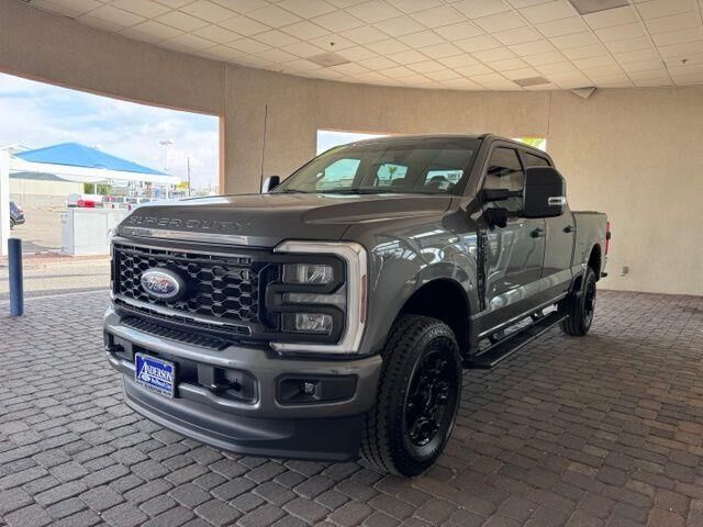 2025 Ford F-250 Super Duty XL — photo 1 of 26