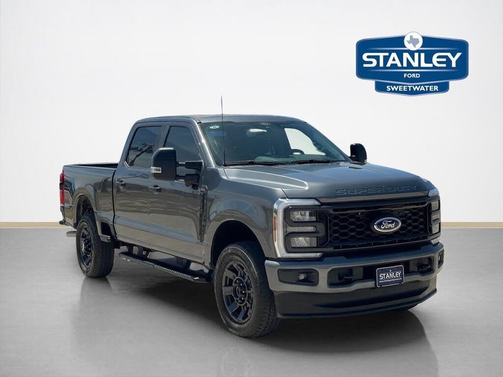 2025 Ford F-250 Super Duty XL — photo 1 of 1