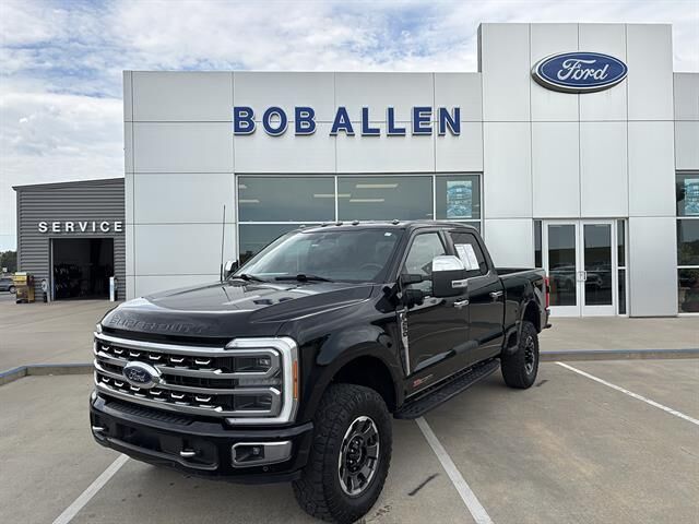 2023 Ford F-250 Super Duty Platinum