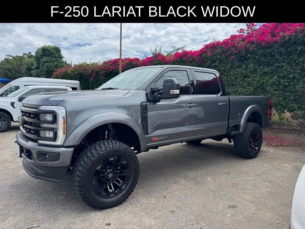2024 Ford F-250 Super Duty Lariat — photo 1 of 7