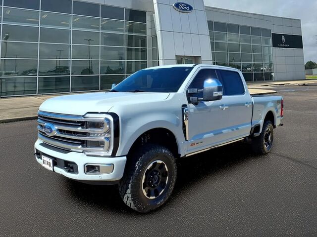2025 Ford F-250 Super Duty Platinum