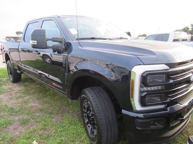 2025 Ford F-250 Super Duty Platinum