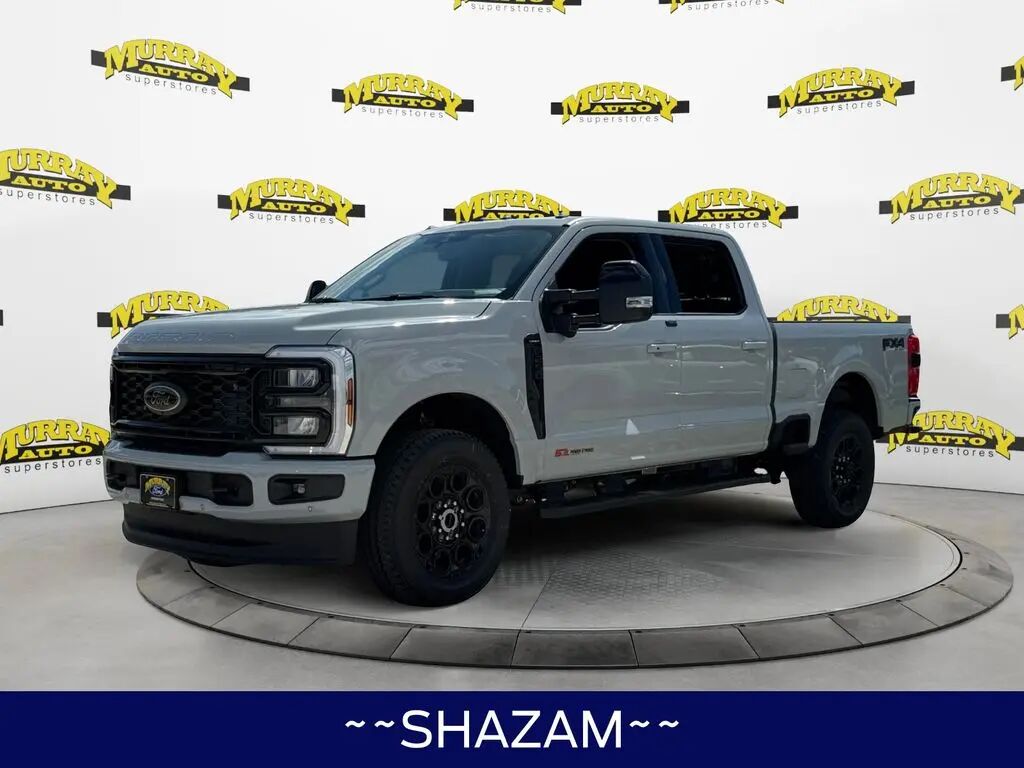 2025 Ford F-250 Super Duty Lariat — photo 1 of 13