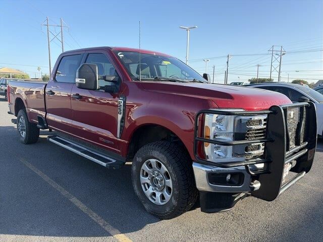 2023 Ford F-250 Super Duty XLT — photo 1 of 3
