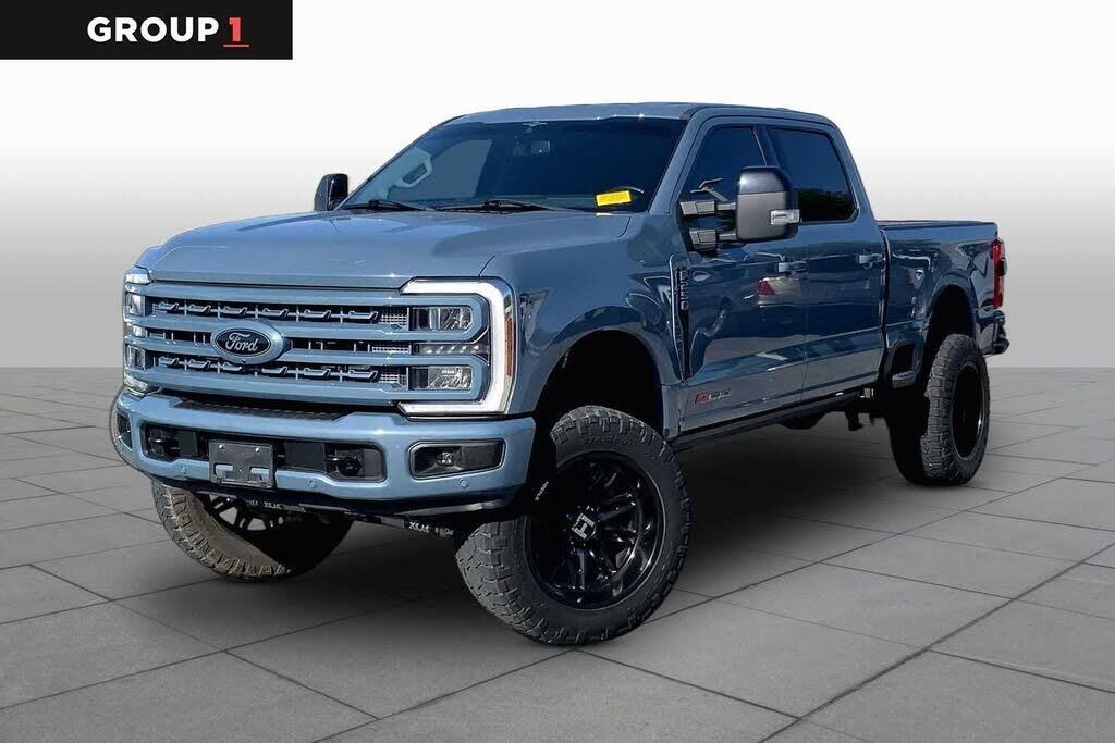2023 Ford F-250 Super Duty Lariat — photo 1 of 1