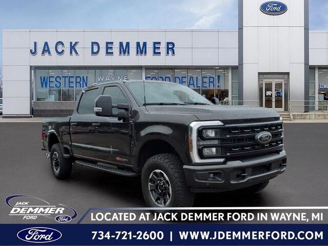 2024 Ford F-250 Super Duty Lariat — photo 1 of 26