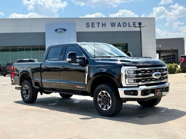 2024 Ford F-250 Super Duty Lariat — photo 1 of 26