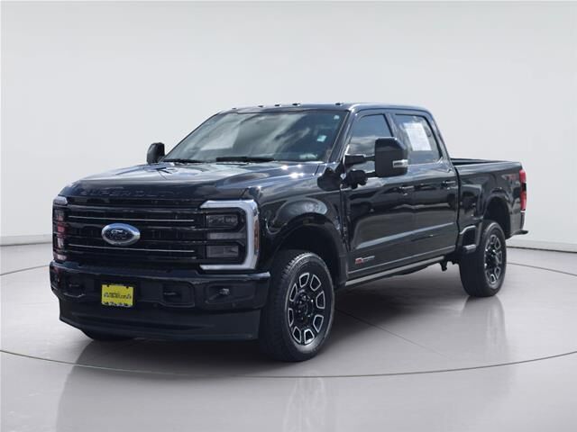 2025 Ford F-250 Super Duty King Ranch — photo 1 of 52