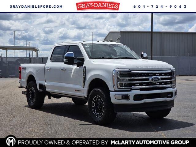 2023 Ford F-250 Super Duty Platinum — photo 1 of 26