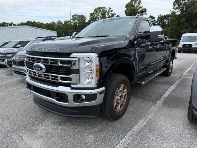 2025 Ford F-250 Super Duty XLT — photo 1 of 14