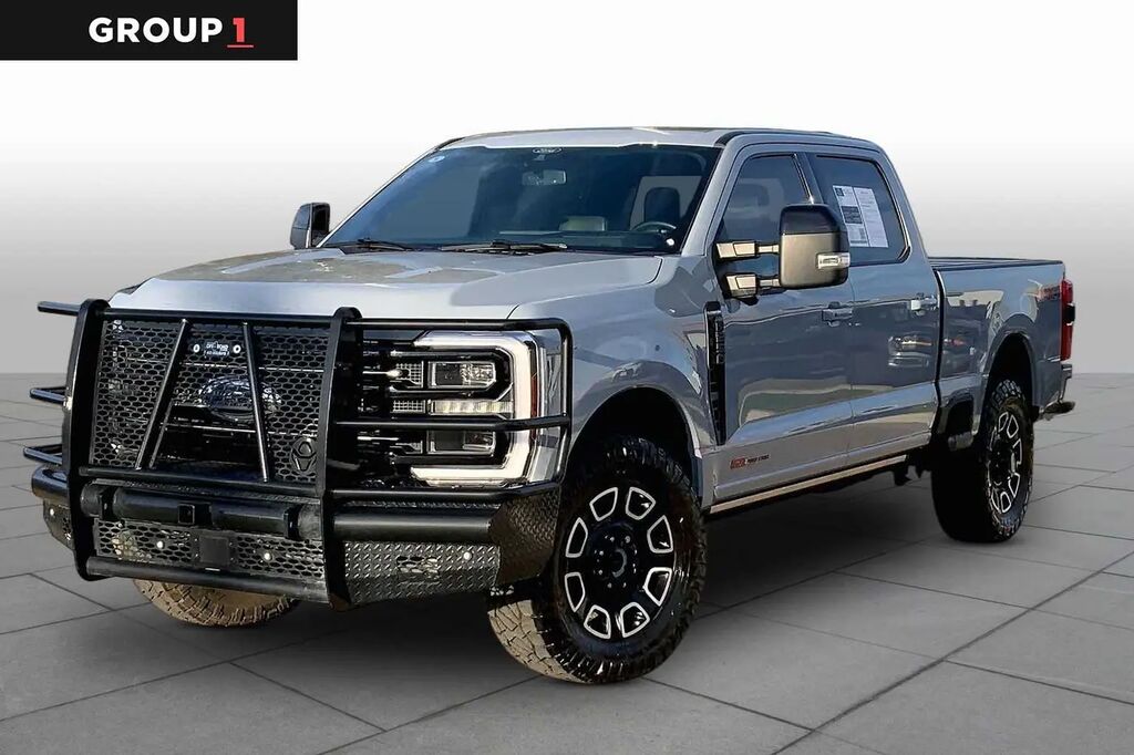 2025 Ford F-250 Super Duty Platinum — photo 1 of 13