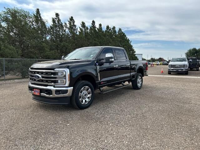 2025 Ford F-250 Super Duty King Ranch — photo 1 of 13