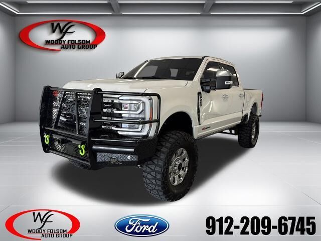 2023 Ford F-250 Super Duty Lariat — photo 1 of 13