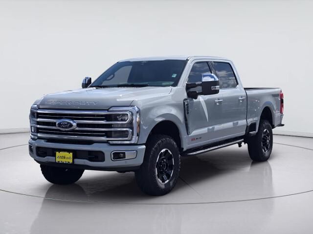 2026 Ford F-250 Super Duty Platinum — photo 1 of 13