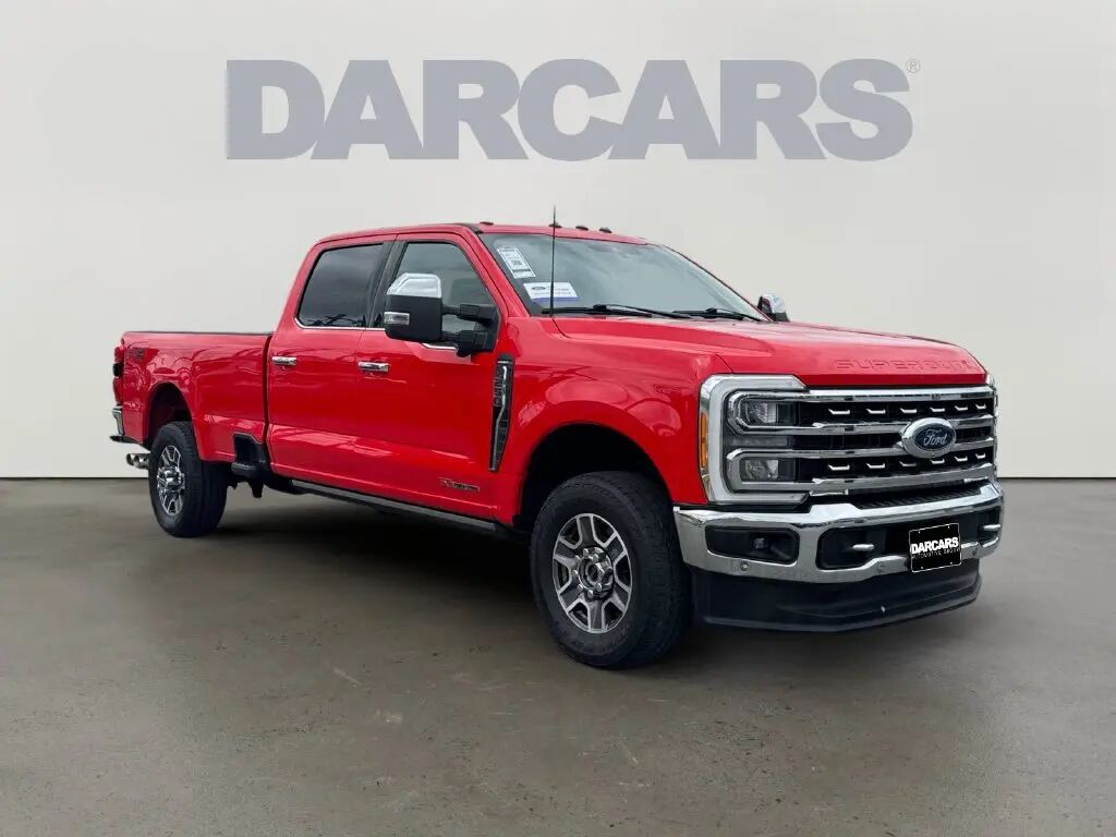 2023 Ford F-250 Super Duty Lariat — photo 1 of 13