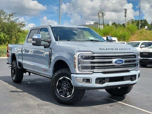 2025 Ford F-250 Super Duty Platinum
