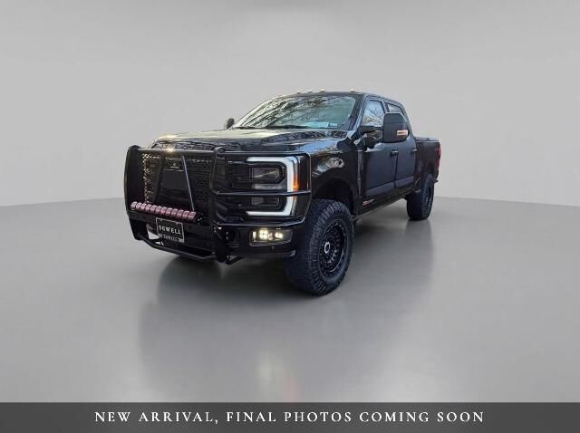 2023 Ford F-250 Super Duty Platinum — photo 1 of 26
