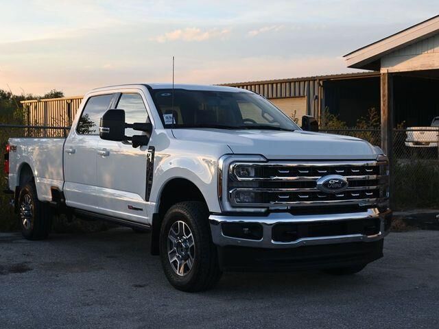 2024 Ford F-250 Super Duty Lariat — photo 1 of 26