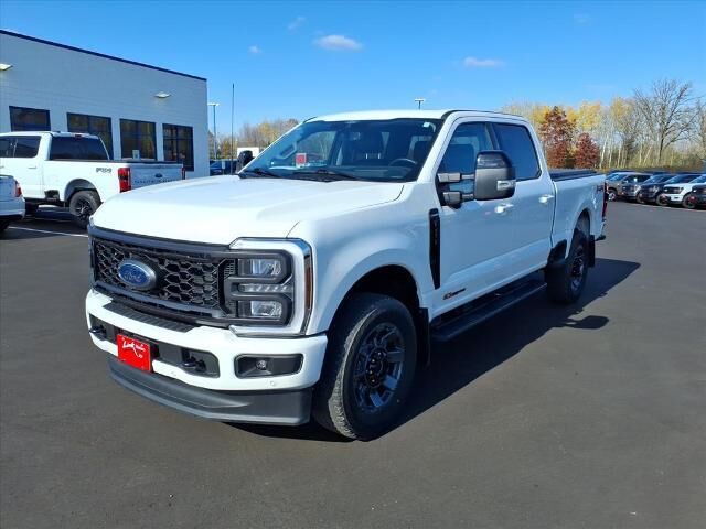 2024 Ford F-250 Super Duty Platinum — photo 1 of 13