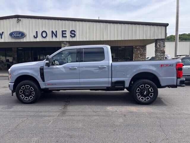 2026 Ford F-250 Super Duty Platinum — photo 1 of 13