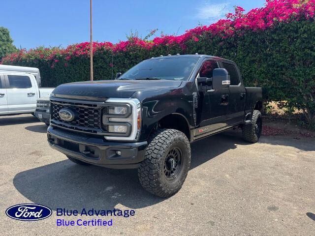 2024 Ford F-250 Super Duty Lariat — photo 1 of 12
