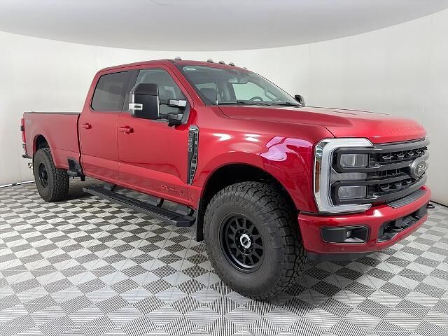 2024 Ford F-250 Super Duty Lariat — photo 1 of 26