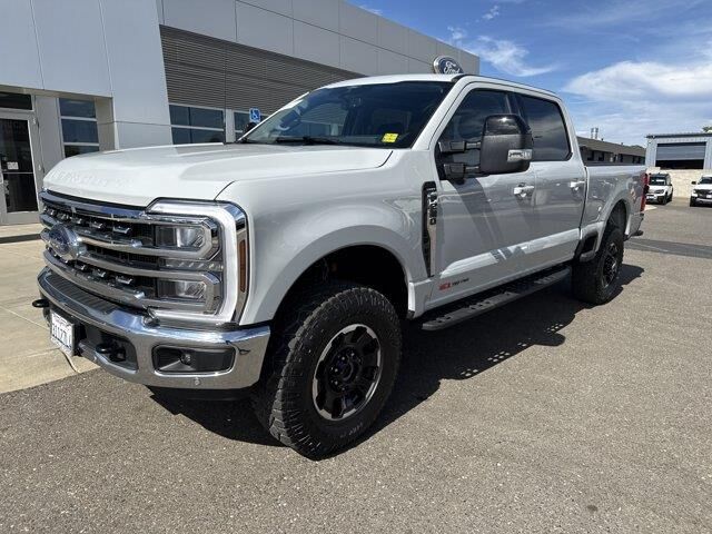 2026 Ford F-250 Super Duty Platinum — photo 1 of 39