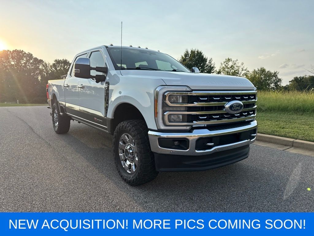 2023 Ford Super Duty F-250 SRW Lariat — photo 1 of 7