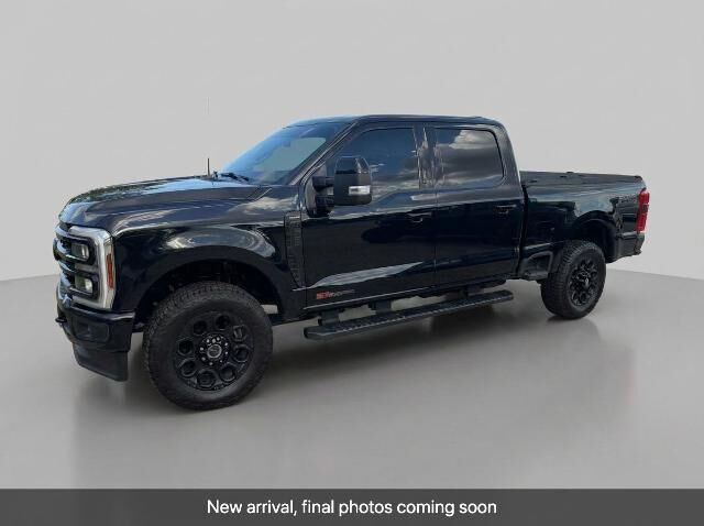 2024 Ford F-250 Super Duty Lariat — photo 1 of 10