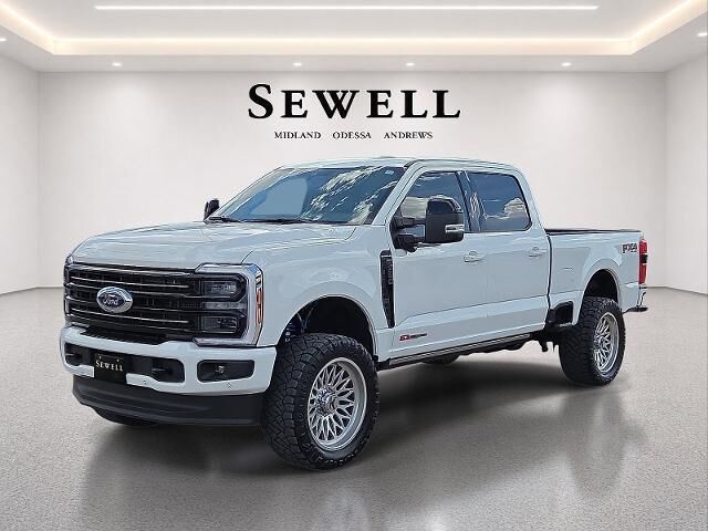 2025 Ford F-250 Super Duty Platinum