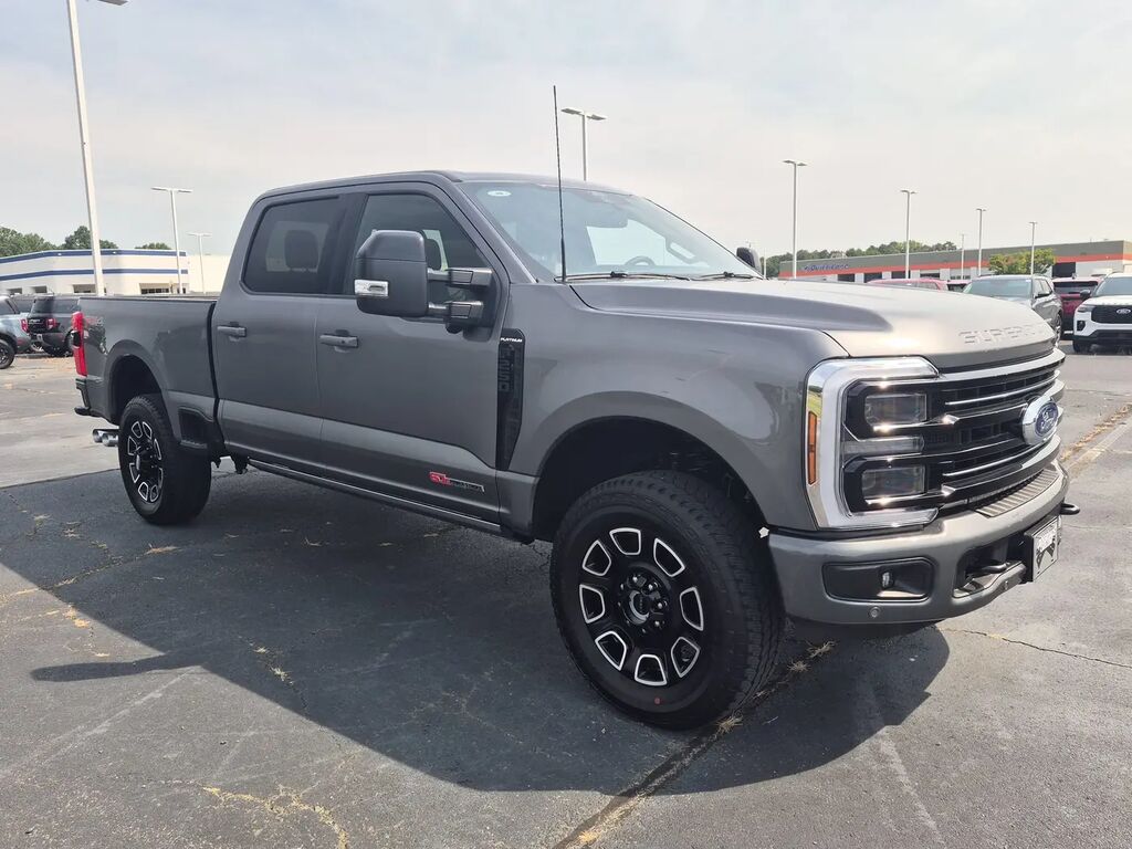 2026 Ford F-250 Super Duty Platinum — photo 1 of 13