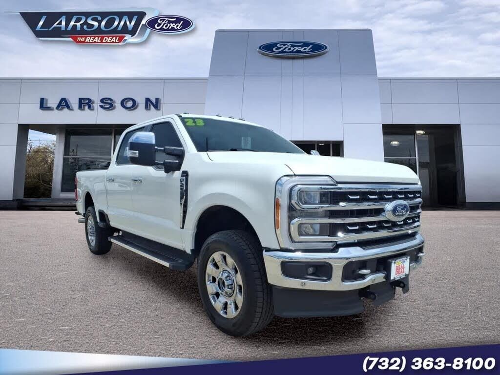 2023 Ford F-250 Super Duty Lariat — photo 1 of 1
