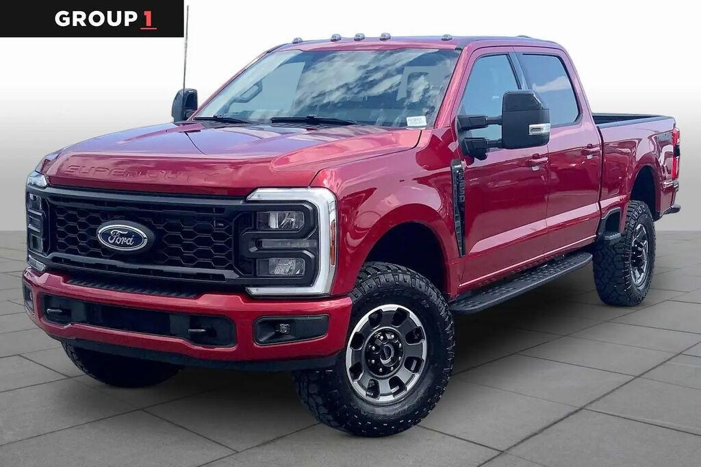 2024 Ford F-250 Super Duty Lariat — photo 1 of 14