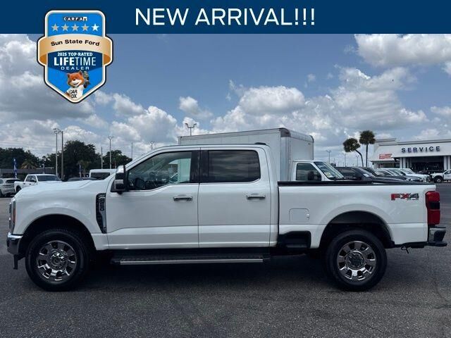 2023 Ford F-250 Super Duty Lariat — photo 1 of 23