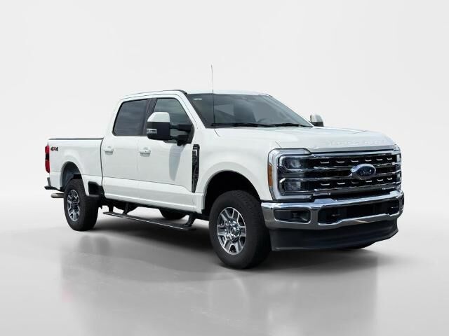 2023 Ford F-250 Super Duty Lariat — photo 1 of 13