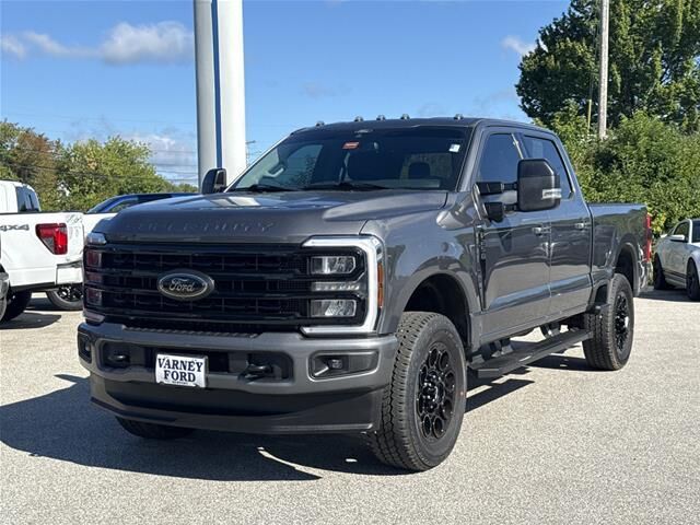 2024 Ford F-250 Super Duty Lariat — photo 1 of 13