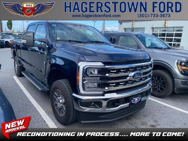 2024 Ford F-250 Super Duty Lariat — photo 1 of 13