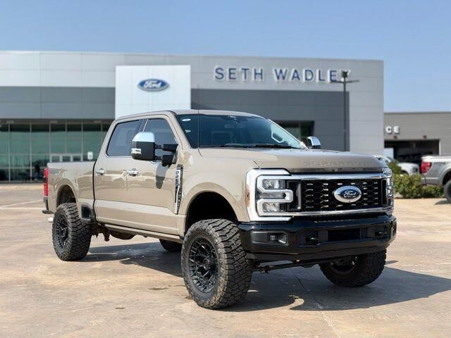 2026 Ford F-250 Super Duty Lariat — photo 1 of 26