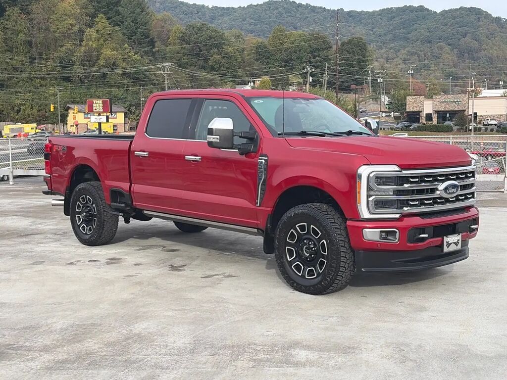 2023 Ford F-250 Super Duty Platinum — photo 1 of 13