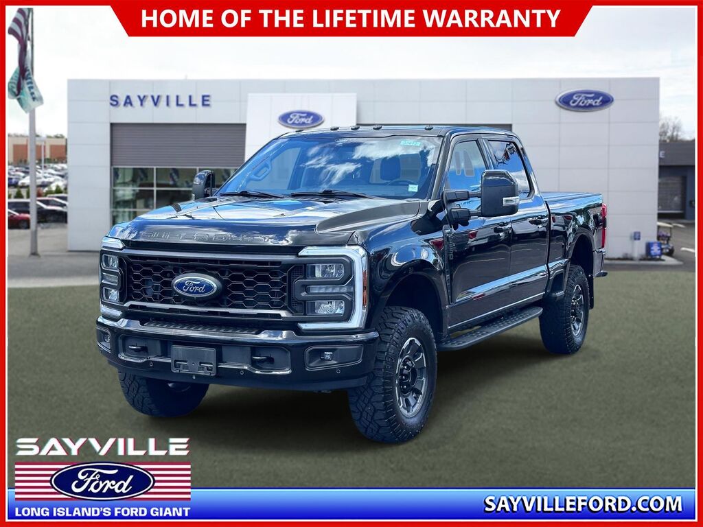2024 Ford F-250 Super Duty Lariat — photo 1 of 14