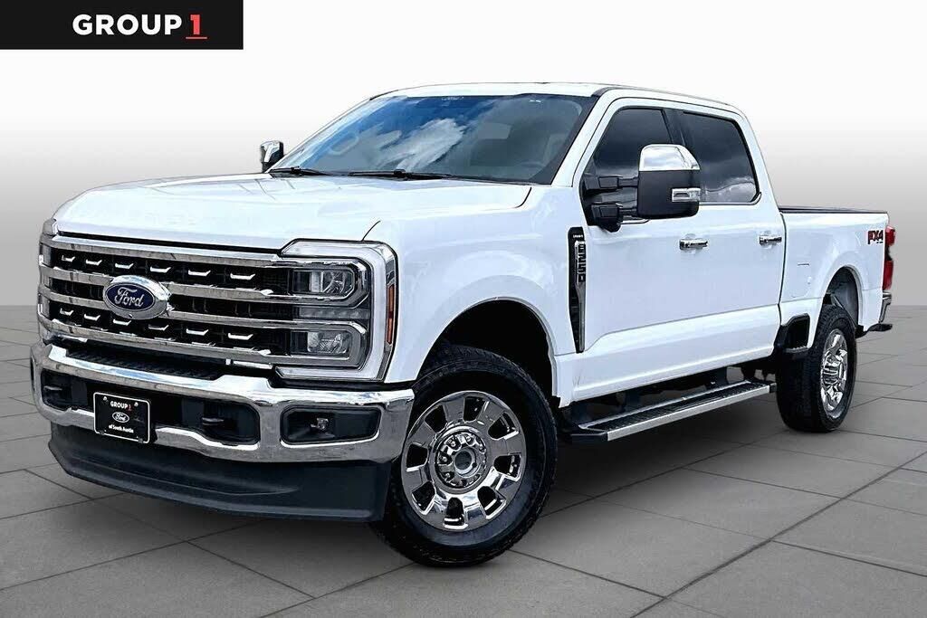 2025 Ford F-250 Super Duty Lariat — photo 1 of 1